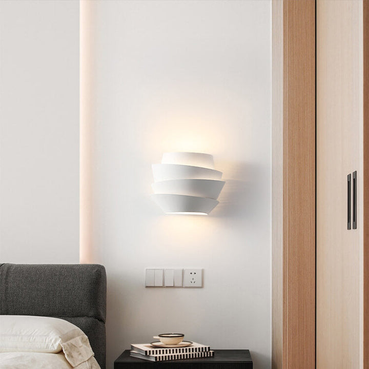 Skandynawska lampa ścienna z podwójnymi punktami świetlnymi - NordGlow | Karnz