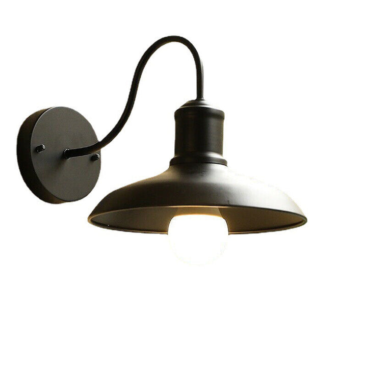 Retro Loft Dome Żelazo Zewnętrzny Wodoodporny 1-Świetlny Zakrzywiony Ramie Ścienna Lampa Sconce | Karnz