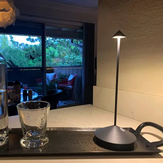 Sandsberg | Bezprzewodowa Lampa Stołowa LED | ClarityGlow