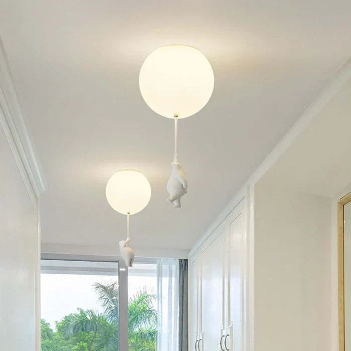Lampa sufitowa dla dzieci z niedźwiedziem i balonem - CloudBear | Karnz
