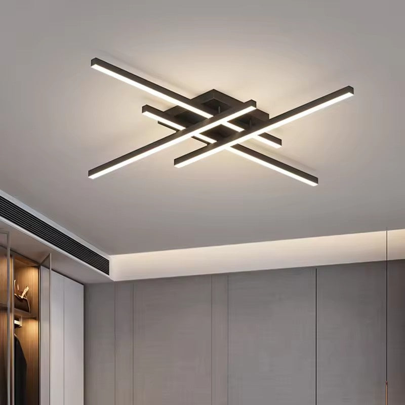 Nowoczesna liniowa lampa sufitowa LED z 4 głowicami (ściemniana, biała lub czarna)