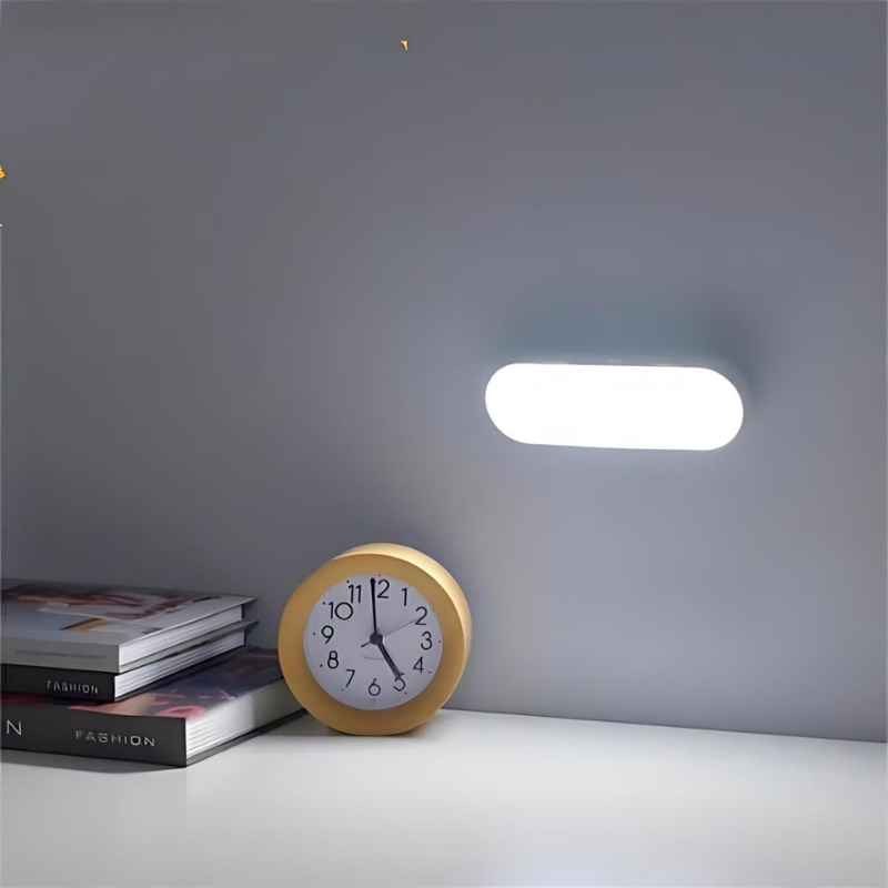 Lampa ścienna LED z czujnikiem ruchu i ładowaniem USB