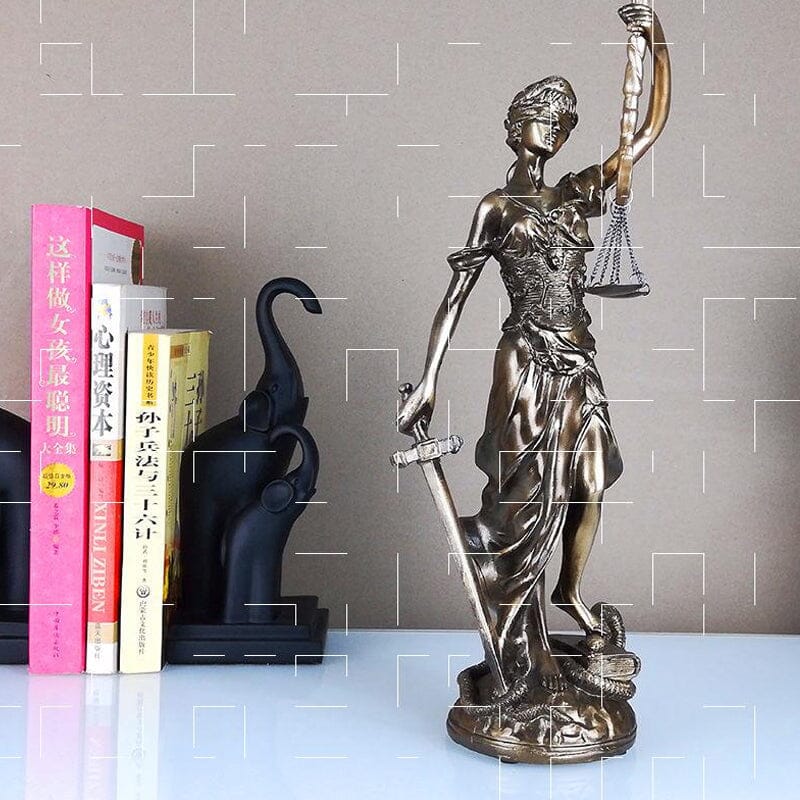 Statua dekoracyjna bogini sprawiedliwości