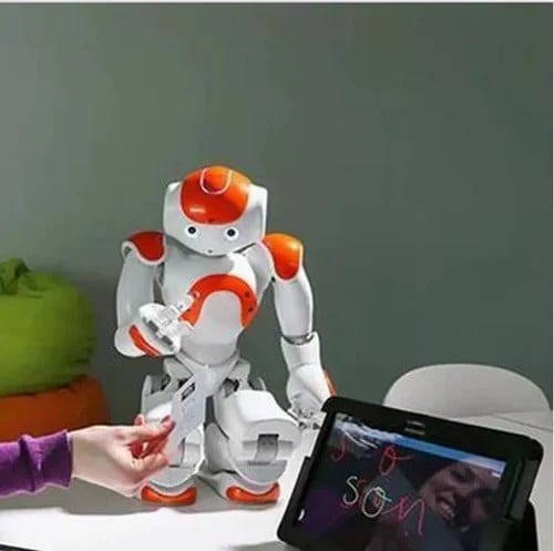 Inteligentna zabawka-robot dla dzieci | ThinkBot Interaktywny robot edukacyjny | Sterowanie gestami | Tańczy i mówi | Ładowalny