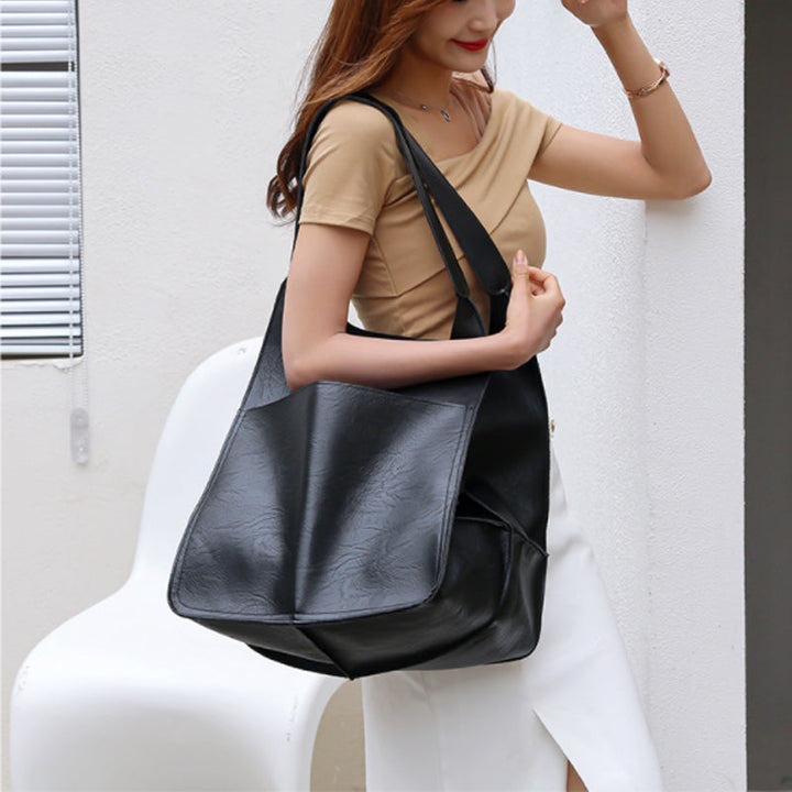 Torebka damska w rozmiarze oversize