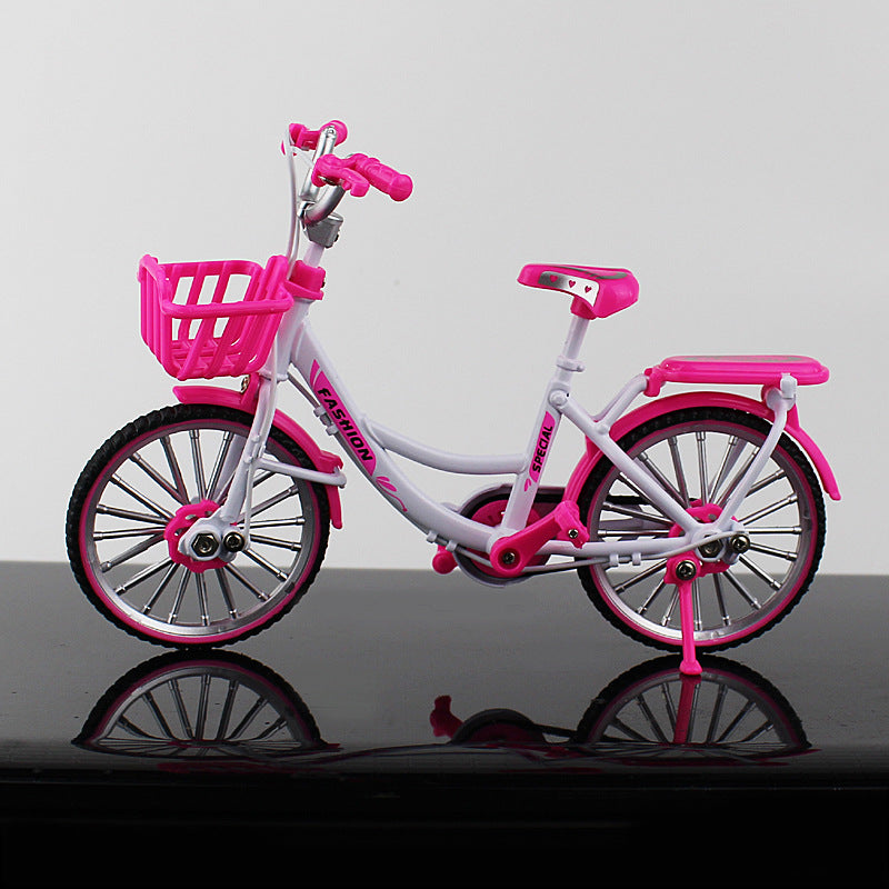 Model roweru w skali 1:1 do samodzielnego złożenia