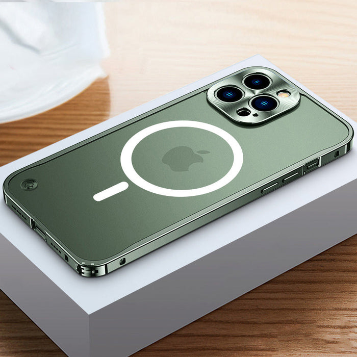 Magnetyczna obudowa ładująca z metalową ramą do iPhone'a