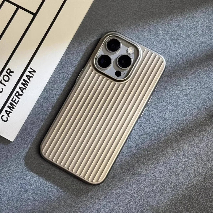 NoviroaShield | Ultra-cienkie wstrząsoodporne etui na telefon z ochroną przed upadkiem | Karnz