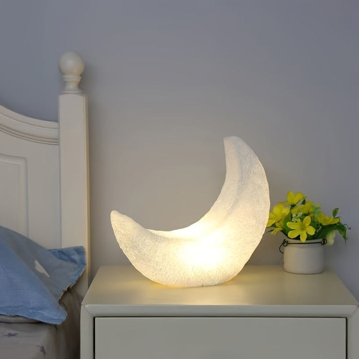 Nocna lampka w kształcie półksiężyca w stylu Art Deco – zasilana bateriami z włącznikiem