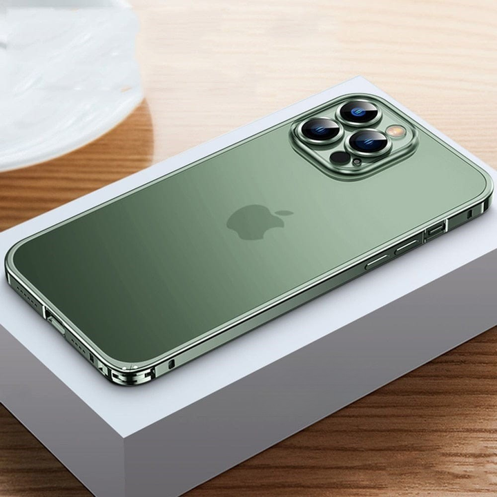 Karnz | Aluminium chroniąca etui na telefon