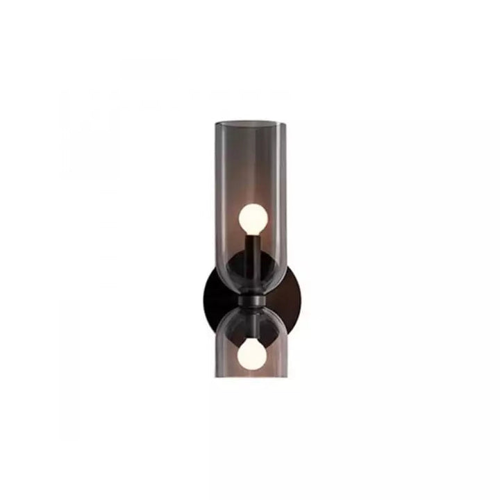 Elegancka lampa ścienna z podwójnymi kloszami