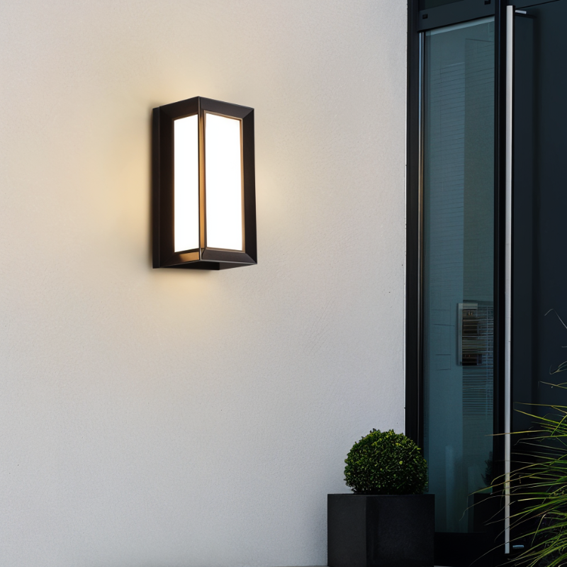 Wodoodporna zewnętrzna lampa LED ścienna z czujnikiem ruchu
