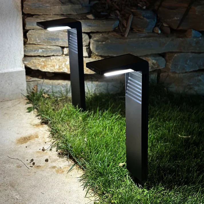 Wodoodporna lampa solarna LED do ogrodu