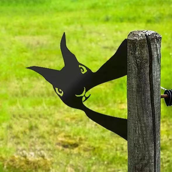 Zewnętrzna dekoracja ogrodowa - Metalowa sztuka kozy szpiegującej | Karnz