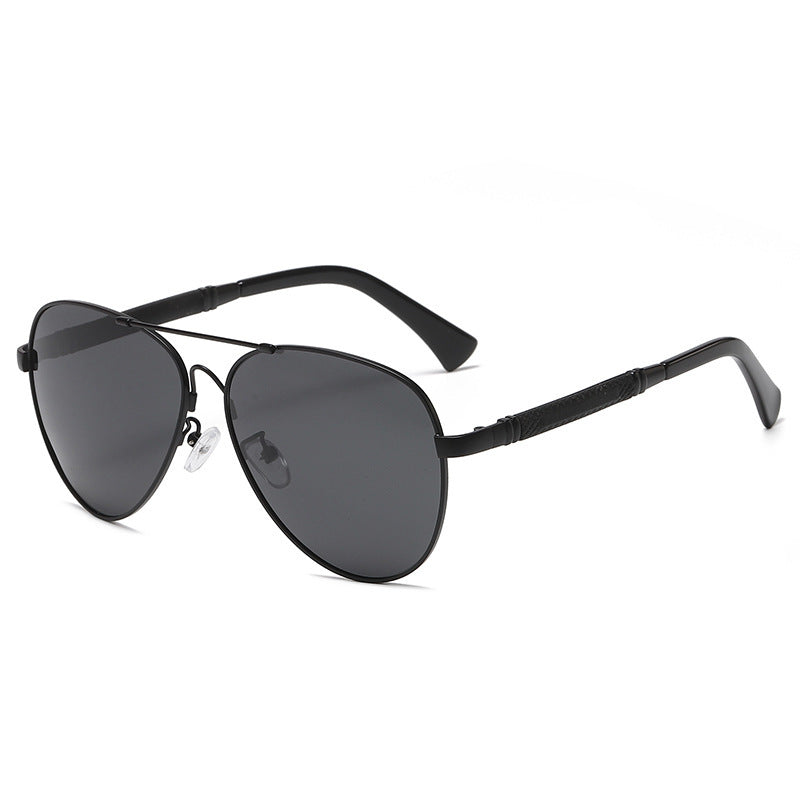 Damskie okulary przeciwsłoneczne typu aviator z elegancką metalową ramą i ochroną UV Karnz