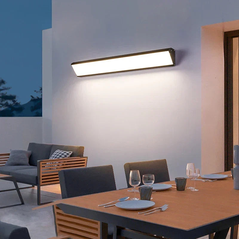Zewnętrzna wodoodporna lampa LED na ścianę