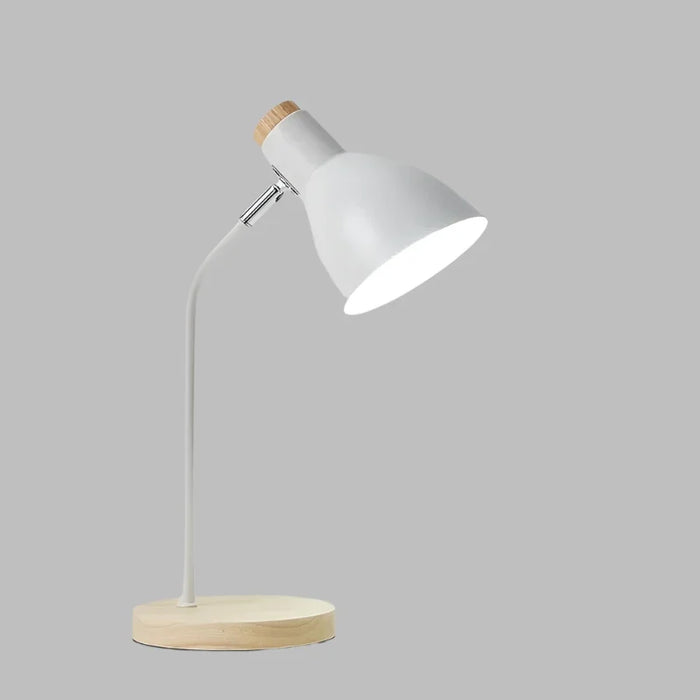 Lampa biurkowa z drewna – Kreatywna skandynawska lampa biurkowa z drewna i metalu