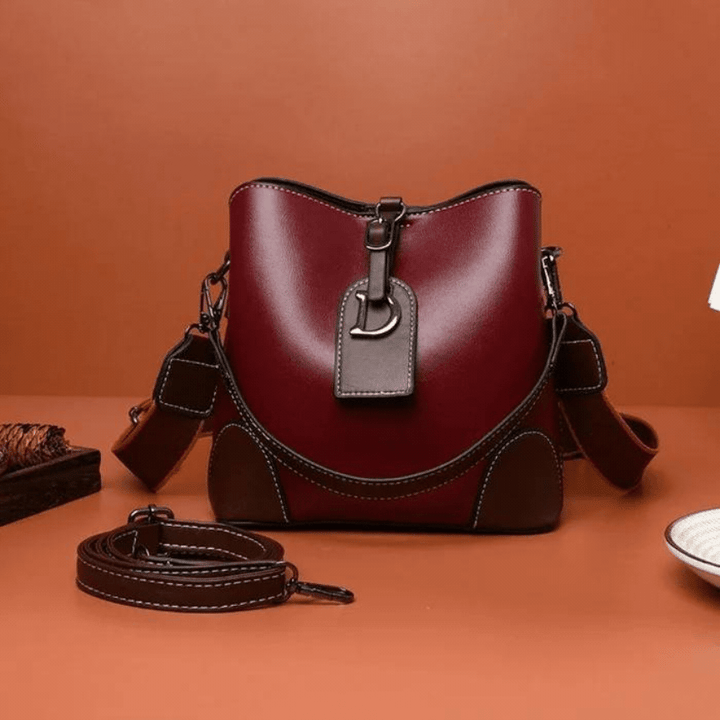 ShoulderBag: Skórzana torebka na ramię dla kobiet