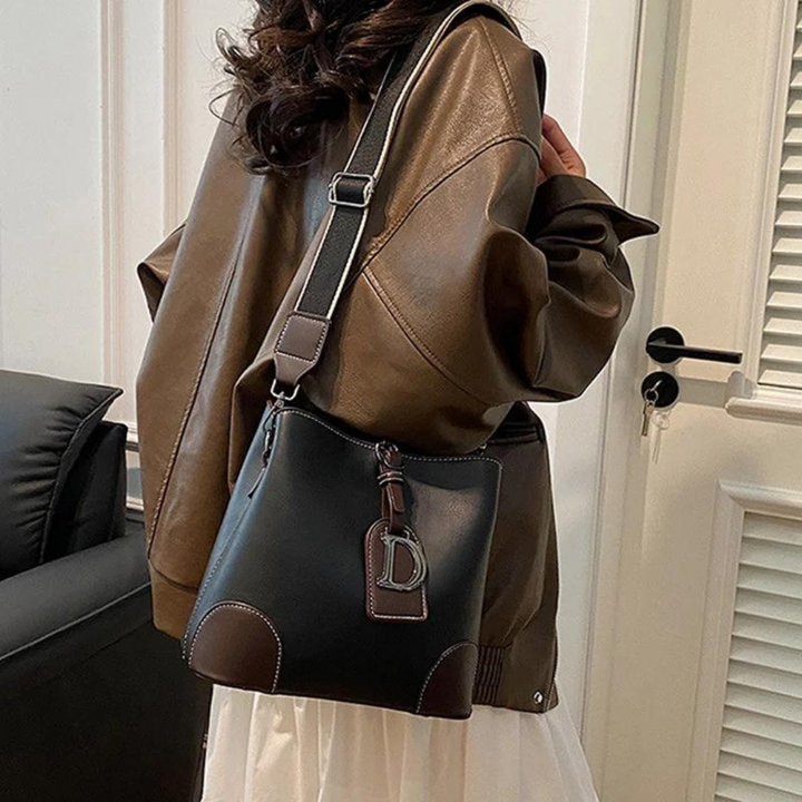 ShoulderBag: Skórzana torebka na ramię dla kobiet